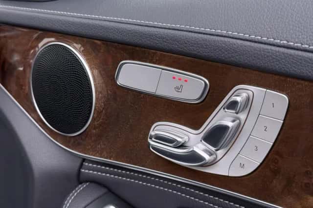 Mercedes-Benz C-Klasse (2015) thumbnail 41