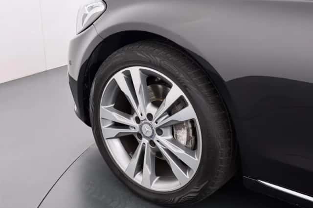 Mercedes-Benz C-Klasse (2015) thumbnail 9