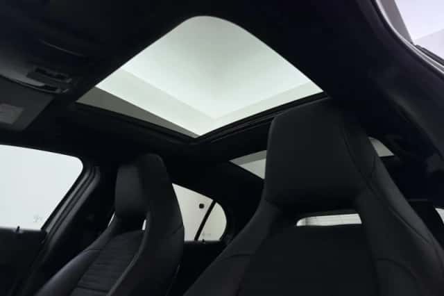 Mercedes-Benz GLA-Klasse (2019) thumbnail 16