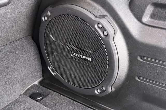 Jeep Wrangler (2024) thumbnail 14