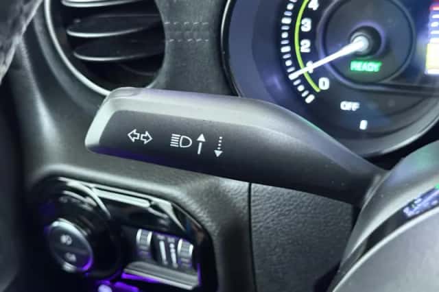Jeep Wrangler (2024) thumbnail 31