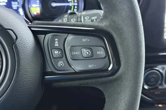 Jeep Wrangler (2024) thumbnail 34