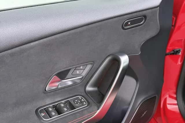 Mercedes-Benz A-Klasse (2018) thumbnail 24