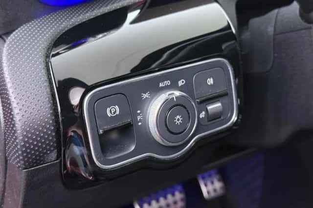 Mercedes-Benz A-Klasse (2018) thumbnail 25