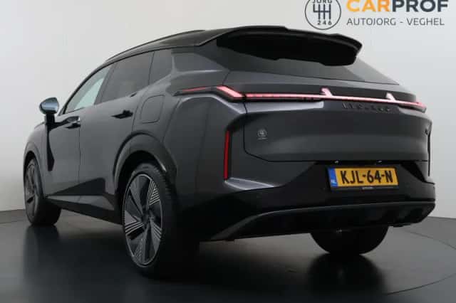 Lynk & Co 08 (2026) thumbnail 2