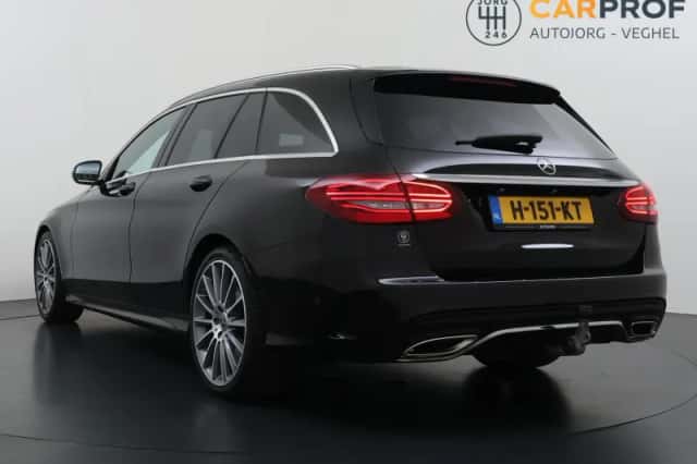 Mercedes-Benz C-Klasse (2019) thumbnail 2