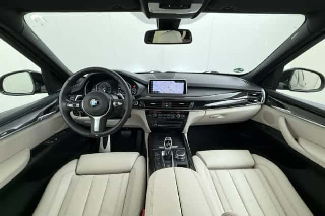 BMW X5 (2018) thumbnail 5