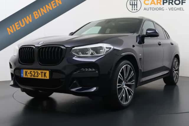 BMW X4 (2021) thumbnail 1