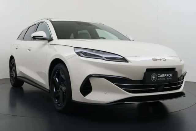BYD Seal (2026) thumbnail 4