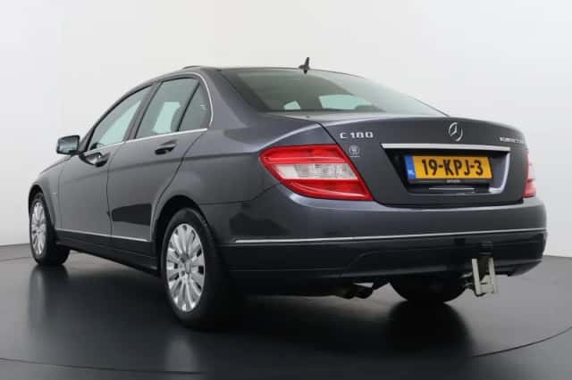 Mercedes-Benz C-Klasse (2010) thumbnail 2