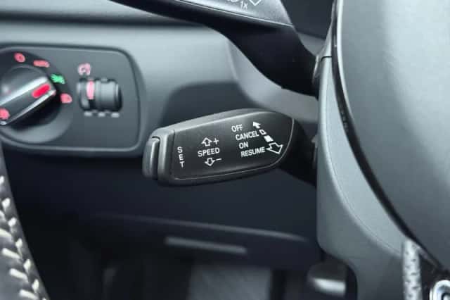 Audi Q3 (2015) thumbnail 6