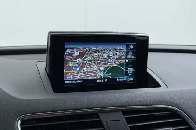 Audi Q3 (2015) thumbnail 8