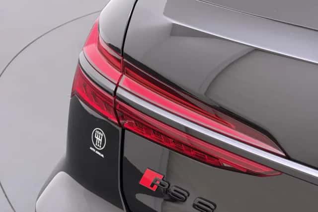 Audi A6 (2022) thumbnail 11