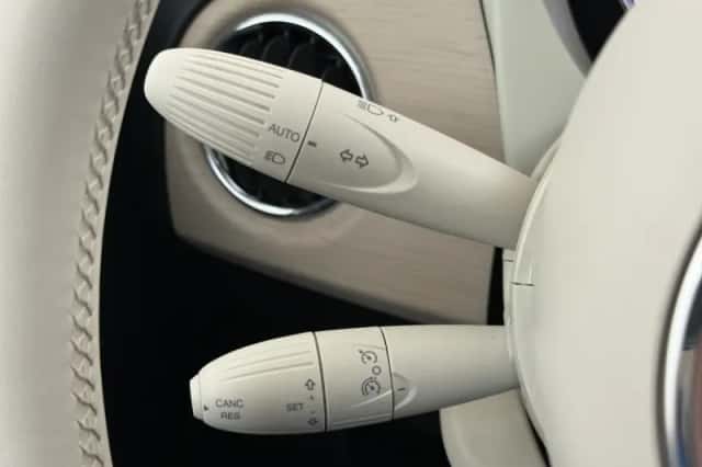 Fiat 500 (2020) thumbnail 5