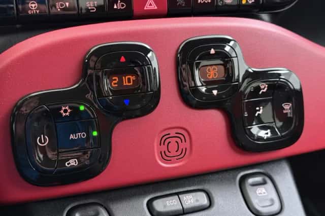 Fiat Panda (2016) thumbnail 4