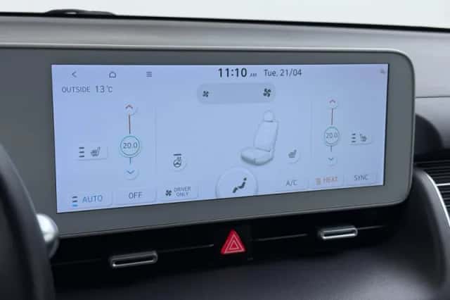 Hyundai Ioniq (2023) thumbnail 8