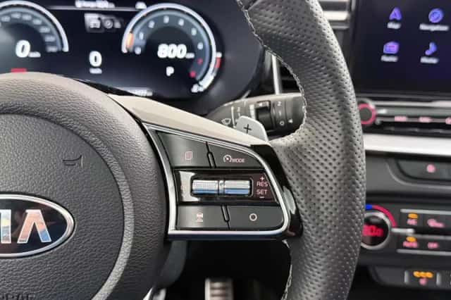 Kia Proceed (2021) thumbnail 5