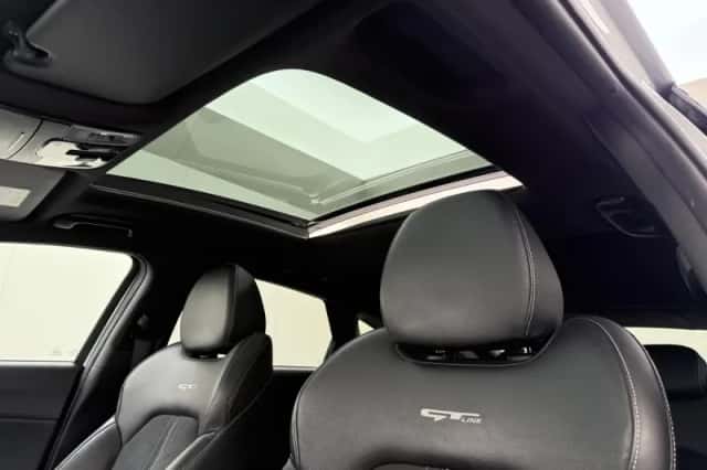 Kia Proceed (2021) thumbnail 6