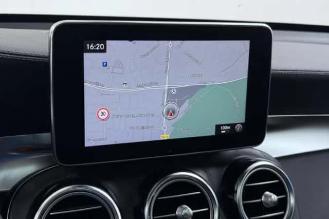 Mercedes-Benz GLC-Klasse (2017) thumbnail 9