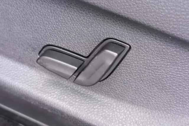 Mercedes-Benz GLC-Klasse (2017) thumbnail 10