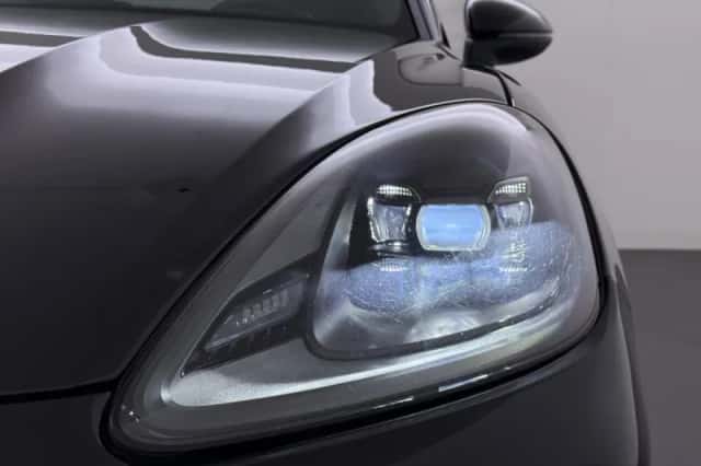 Porsche Cayenne (2019) thumbnail 4