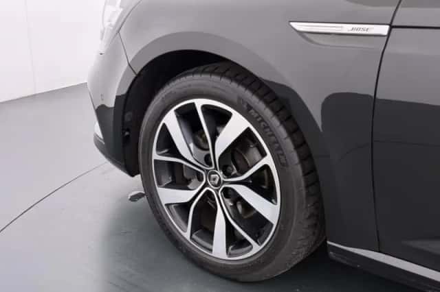 Renault Mégane (2020) thumbnail 4