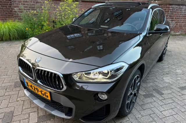 BMW X2 (2018) thumbnail 1