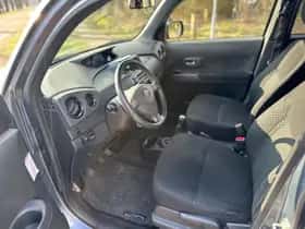 Daihatsu Materia (2007) thumbnail 14