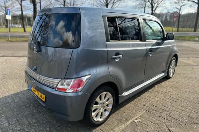 Daihatsu Materia (2007) thumbnail 6