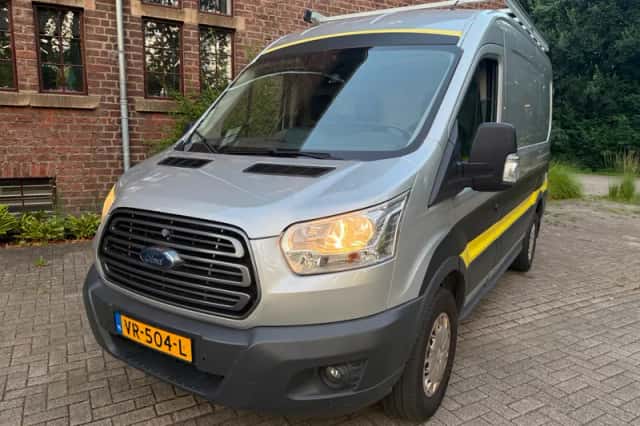 Ford Transit (2015) thumbnail 3