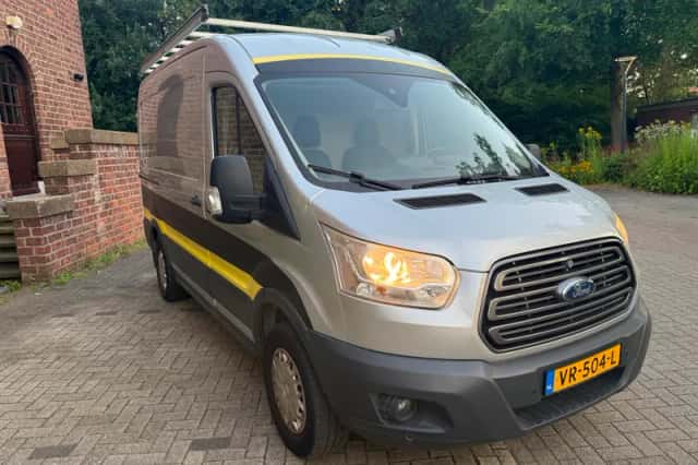 Ford Transit (2015) thumbnail 4