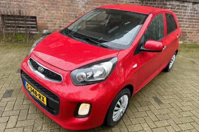 Kia Picanto (2015) thumbnail 1