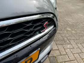 MINI Cabrio (2017) thumbnail 4