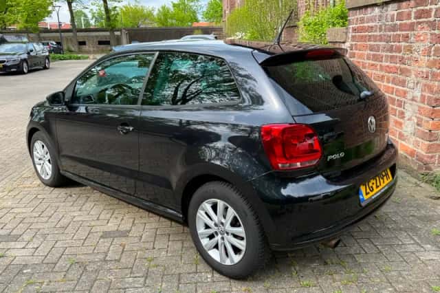 Volkswagen Polo (2011) thumbnail 6