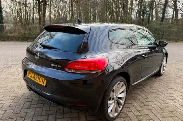 Volkswagen SCIROCCO (2010) thumbnail 5