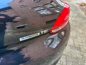 Volkswagen SCIROCCO (2010) thumbnail 6