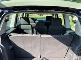 Volkswagen Touran (2004) thumbnail 7