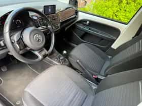 Volkswagen Up! (2014) thumbnail 15