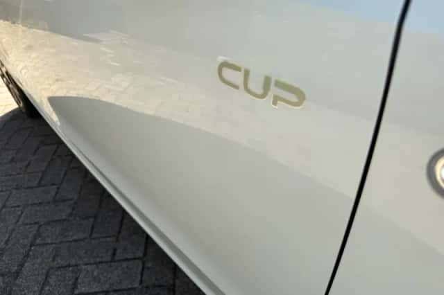 Volkswagen Up! (2014) thumbnail 5