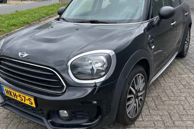 MINI Countryman (2017) thumbnail 6
