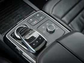 Mercedes-Benz GLE (2019) thumbnail 15