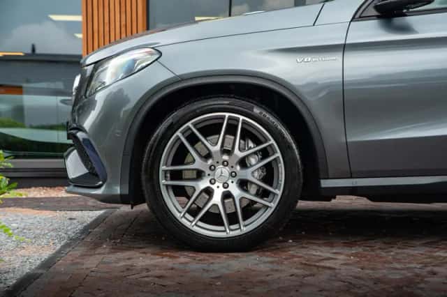 Mercedes-Benz GLE (2019) thumbnail 4