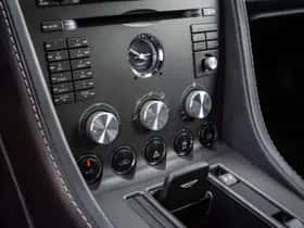 Aston Martin V8 Vantage (2008) thumbnail 14