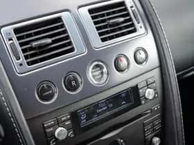 Aston Martin V8 Vantage (2008) thumbnail 15
