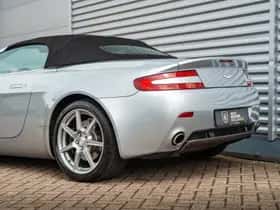 Aston Martin V8 Vantage (2008) thumbnail 30