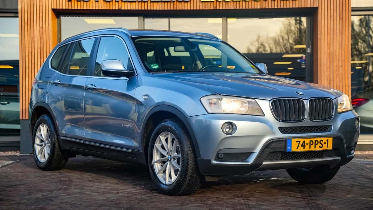 BMW X3 (2011) — foto 1