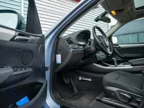 BMW X3 (2011) thumbnail 6