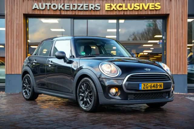 MINI 1.5 One (2019) thumbnail 1