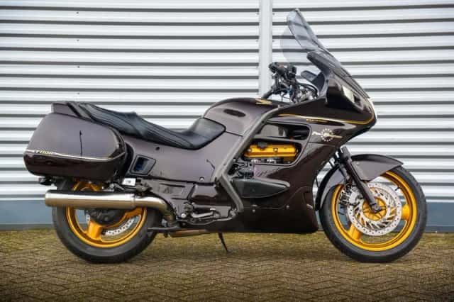 Honda ST (1996) thumbnail 2