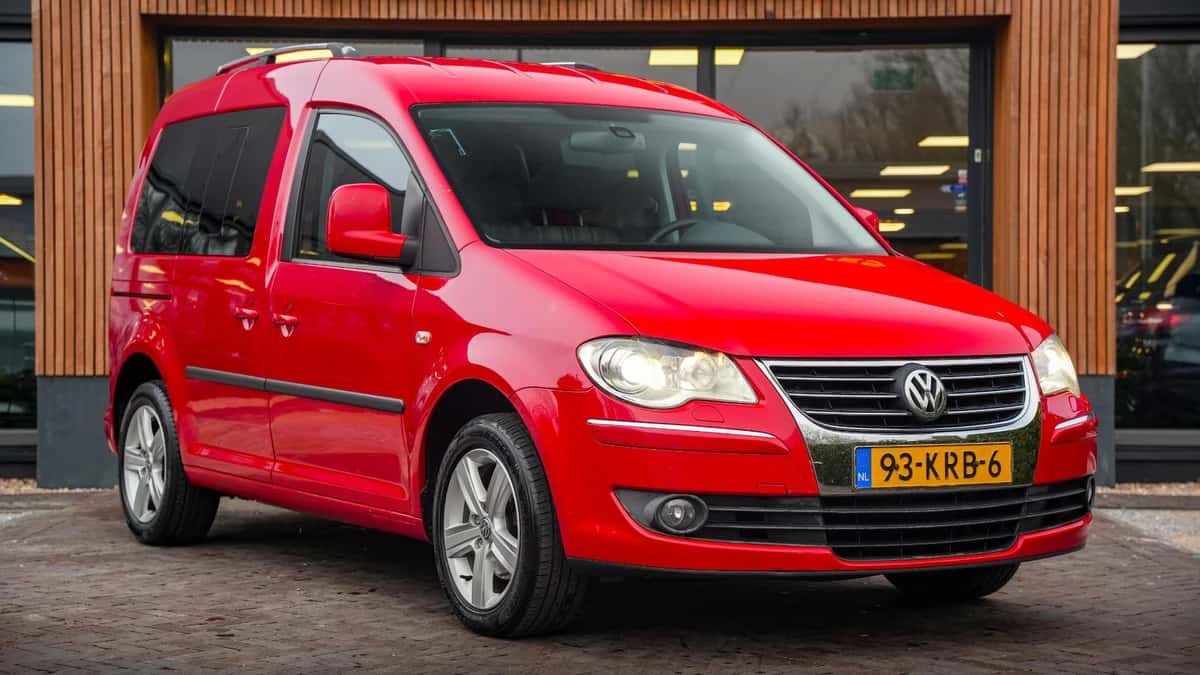 Volkswagen Caddy (2008) — foto 1